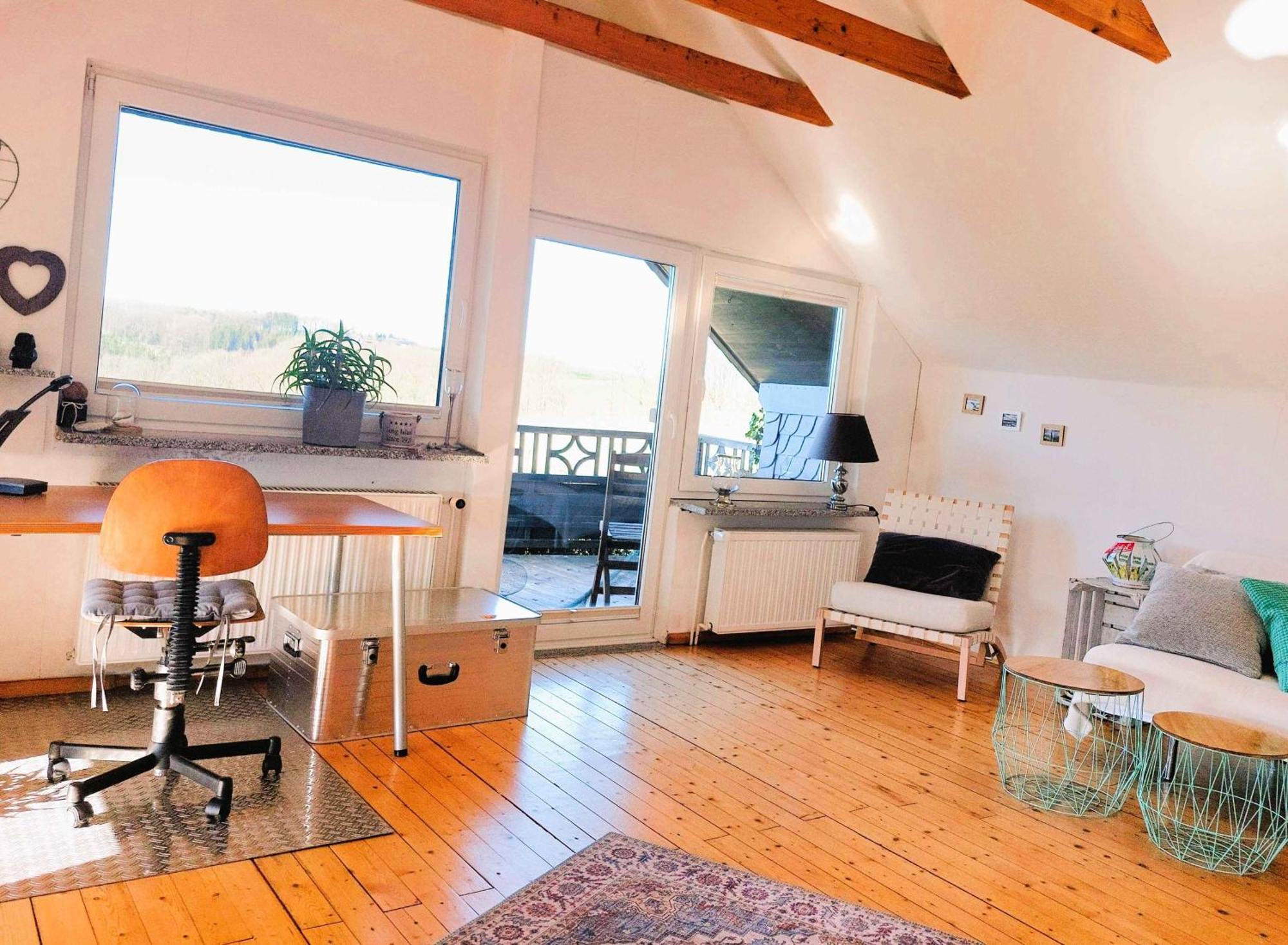 Kleines Haus Mitten In Der Natur Mit Eigener Terrasse Und Sonnenbalkon Halver Eksteriør bilde